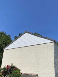 Couvreur 95 | Ravalement mur blanc